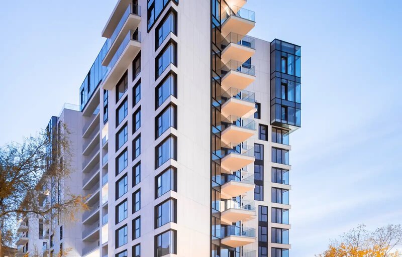 One 2022 Herastrau Towers, 2 camere 94mp Centrala, AC, Loc Parcare Subteran